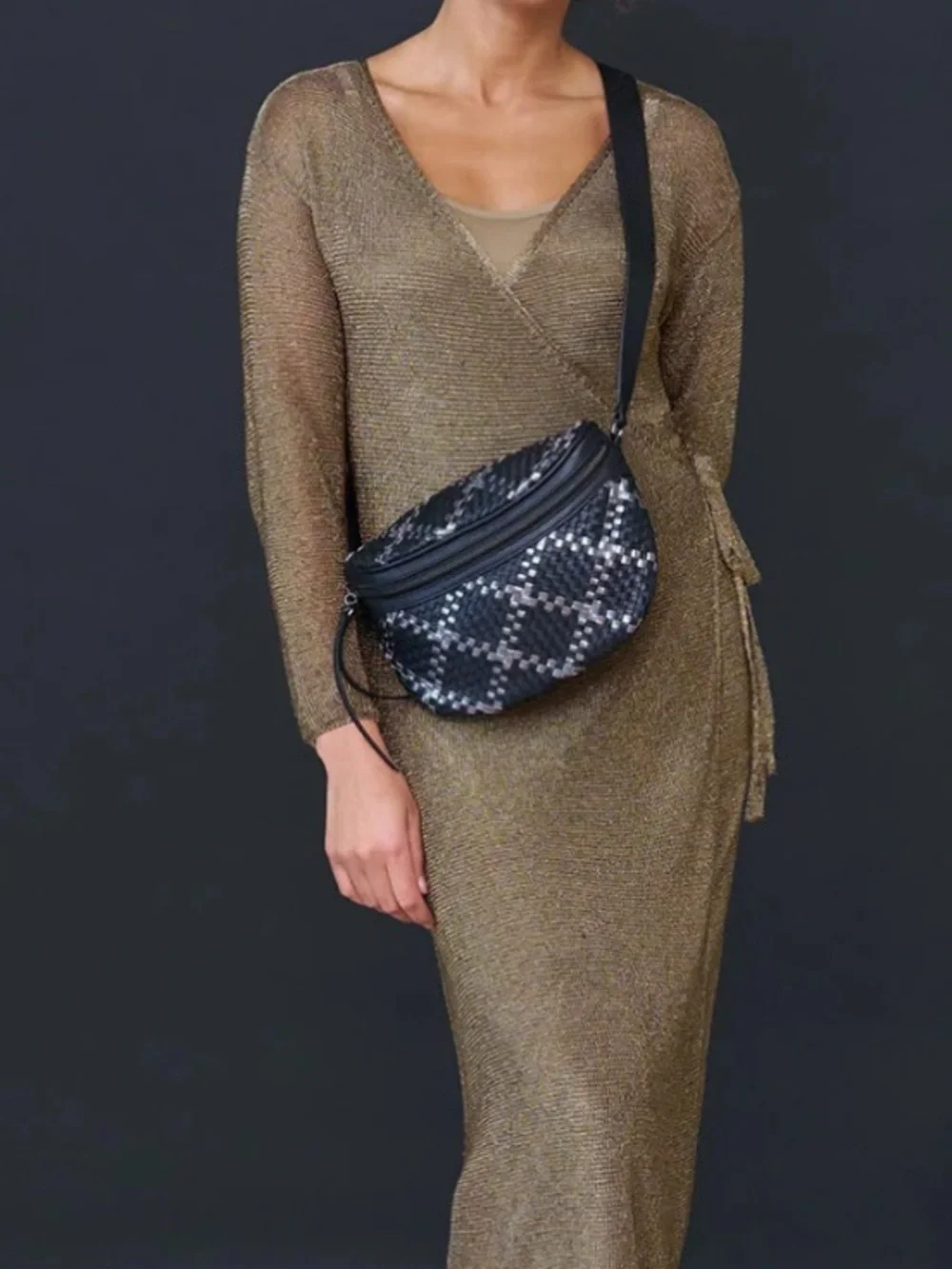 NEW HOBO Juno Belt Bag Woven Leather Black Metallic Woven